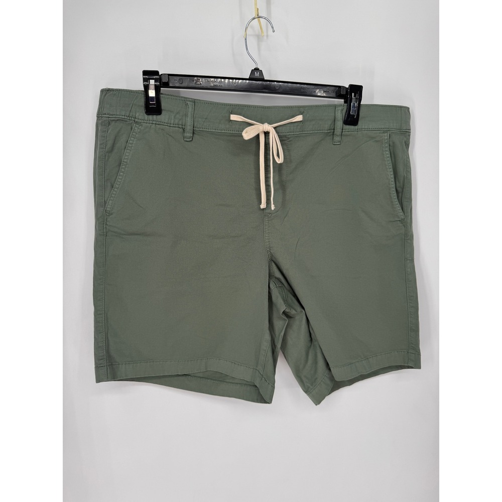 Torrid Bermuda Shorts Womens 2 2X Agave Green NWT Pull On Lightweight Twill